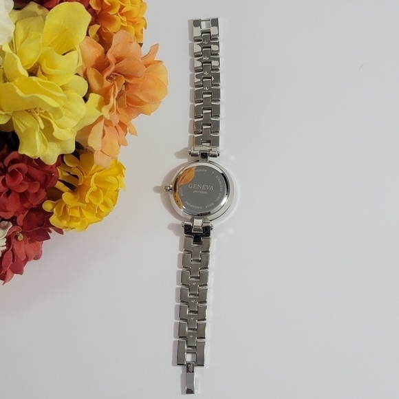 GENEVA WATCH WOMEN STAINLESS STEEL - Picture 3 of 7